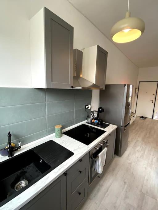 * Comfort House * A 15 Min Dal Centro Storico Turin Exteriör bild